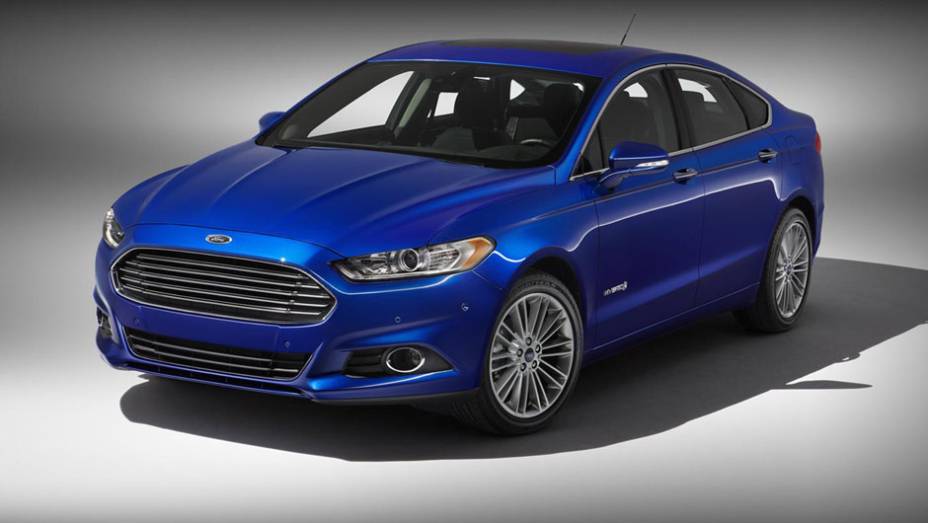 A inspira&ccedil;&atilde;o do design veio do carro-conceito Evos | <a href="https://gutenberg.quatrorodas.abril.com.br/salao-do-automovel/2012/carros/fusion-706006.shtml" rel="migration">Leia mais</a>