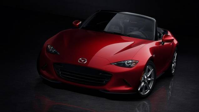 Mazda MX-5 2015 chega aos Estados Unidos | <a href="https://gutenberg.quatrorodas.abril.com.br/noticias/saloes/losangeles-2014/mazda-mx-5-chega-aos-estados-unidos-816114.shtml" rel="migration">Leia mais</a> Mazda MX-5 2015 chega aos Estados Unidos | <a href="https://gutenberg.quatrorodas.abril.com.br/noticias/saloes/losangeles-2014/mazda-mx-5-chega-aos-estados-unidos-816114.shtml" rel="migration">Leia mais</a>