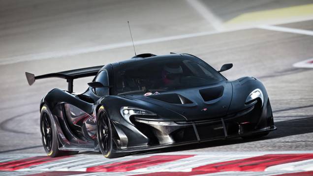 Hipercarro oferece 1000 cv e atinge até 350 km/h | <a href="https://gutenberg.quatrorodas.abril.com.br/noticias/fabricantes/mclaren-revela-gtr-p1-volante-f1-807366.shtml" rel="migration">Leia mais</a>">Leia mais Hipercarro oferece 1000 cv e atinge até 350 km/h | <a href="https://gutenberg.quatrorodas.abril.com.br/noticias/fabricantes/mclaren-revela-gtr-p1-volante-f1-807366.shtml" rel="migration">Leia mais</a>">Leia mais