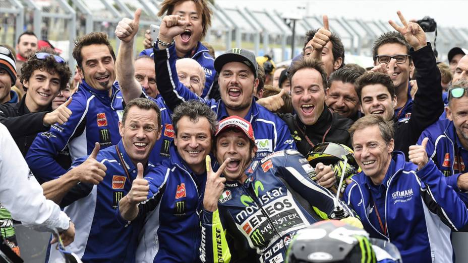 MotoGP 2014 em Phillip Island, Austrália | <a href="https://gutenberg.quatrorodas.abril.com.br/moto/noticias/motogp-valentino-rossi-vence-etapa-phillip-island-806658.shtml" rel="migration">Leia mais</a> MotoGP 2014 em Phillip Island, Austrália | <a href="https://gutenberg.quatrorodas.abril.com.br/moto/noticias/motogp-valentino-rossi-vence-etapa-phillip-island-806658.shtml" rel="migration">Leia mais</a>
