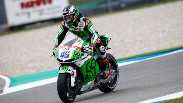 Belas imagens de Assen | <a href="https://gutenberg.quatrorodas.abril.com.br/moto/noticias/pela-oitava-vez-consecutiva-vitoria-marquez-motogp-787522.shtml" rel="migration">Leia mais</a> Belas imagens de Assen | <a href="https://gutenberg.quatrorodas.abril.com.br/moto/noticias/pela-oitava-vez-consecutiva-vitoria-marquez-motogp-787522.shtml" rel="migration">Leia mais</a>