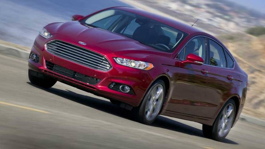 Ford Fusion: totalmente novo, o sedã virá do México com motores 2.5 flex e 2.0 Ecoboost | <a href="https://gutenberg.quatrorodas.abril.com.br/salao-do-automovel/2012/carros/fusion-704047.shtml" target="_blank" rel="migration">Leia mais</a> Ford Fusion: totalmente novo, o sedã virá do México com motores 2.5 flex e 2.0 Ecoboost | <a href="https://gutenberg.quatrorodas.abril.com.br/salao-do-automovel/2012/carros/fusion-704047.shtml" target="_blank" rel="migration">Leia mais</a>