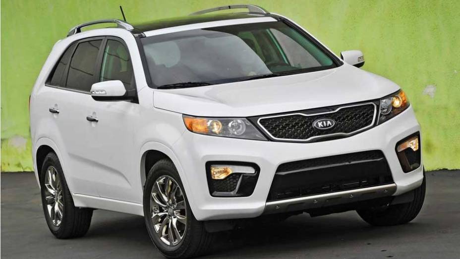 Kia Sorento: reestilizado, o utilitário esportivo mergulha de cabeça na identidade visual criada por Peter Schreyer Kia Sorento: reestilizado, o utilitário esportivo mergulha de cabeça na identidade visual criada por Peter Schreyer