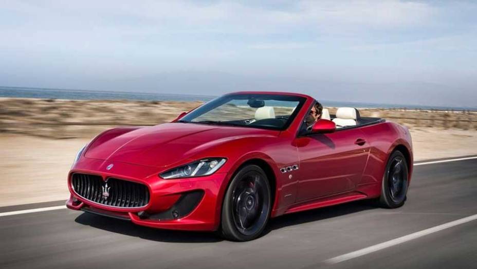 Maserati GranCabrio Sport: assim como a Ferrari 458 Italia, o modelo italiano será trazido para o Salão pelas mãos da Fiat | <a href="https://gutenberg.quatrorodas.abril.com.br/salao-do-automovel/2012/noticias/estande-fiat-tera-ferrari-458-italia-704925.shtml" rel="migration"></a> Maserati GranCabrio Sport: assim como a Ferrari 458 Italia, o modelo italiano será trazido para o Salão pelas mãos da Fiat | <a href="https://gutenberg.quatrorodas.abril.com.br/salao-do-automovel/2012/noticias/estande-fiat-tera-ferrari-458-italia-704925.shtml" rel="migration"></a>