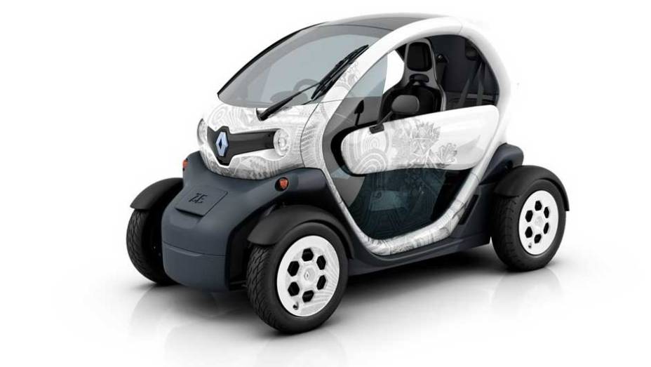 Renault Twizy: o exótico microcarro tem motor elétrico de 13 kW e pode ser vendido no país | <a href="https://gutenberg.quatrorodas.abril.com.br/salao-do-automovel/2012/carros/twizy-703944.shtml" target="_blank" rel="migration">Leia mais</a> Renault Twizy: o exótico microcarro tem motor elétrico de 13 kW e pode ser vendido no país | <a href="https://gutenberg.quatrorodas.abril.com.br/salao-do-automovel/2012/carros/twizy-703944.shtml" target="_blank" rel="migration">Leia mais</a>
