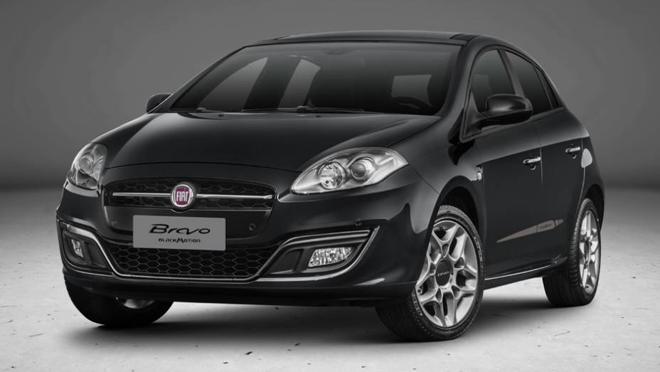 A série limitada Blackmotion é uma das novidades da linha 2016, aliando um visual mais esportivo ao motor 1.8 16V | <a href="https://gutenberg.quatrorodas.abril.com.br/noticias/fabricantes/fiat-lanca-bravo-reestilizado-831820.shtml" rel="migration">Leia mais</a>