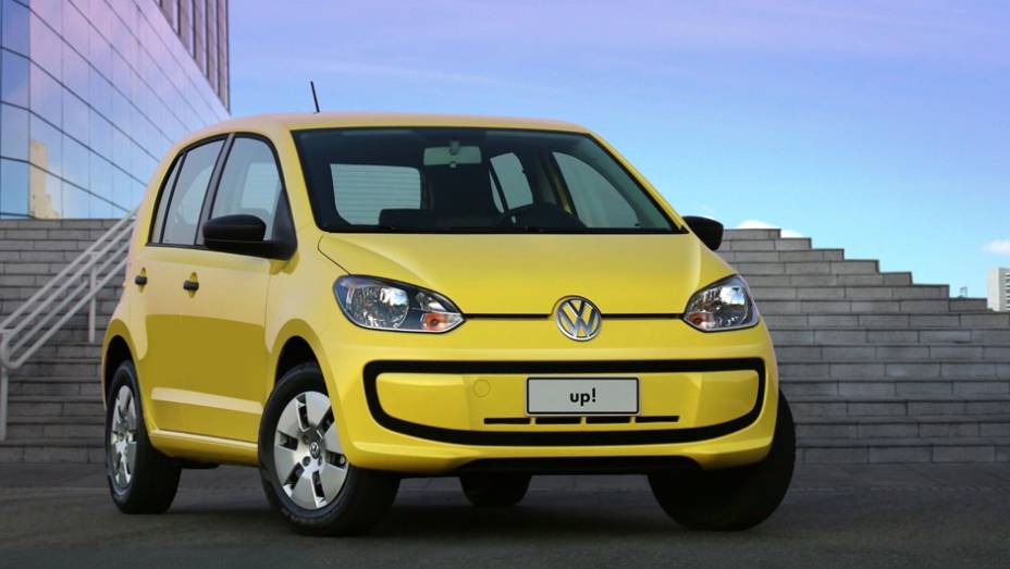 A frente não tem grade: a refrigeração do motor 1.0 de três cilindros é feita pelas entradas de ar do para-choque | <a href="https://gutenberg.quatrorodas.abril.com.br/carros/lancamentos/volkswagen-up-772368.shtml" rel="migration">Leia mais</a>