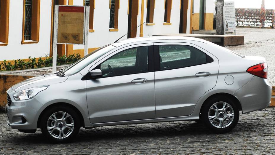 Ka+ com o motor Sigma 1.5 (até 110 cv com etanol) chega em setembro | <a href="https://gutenberg.quatrorodas.abril.com.br/carros/lancamentos/ford-ka-794793.shtml" rel="migration">Leia mais</a>