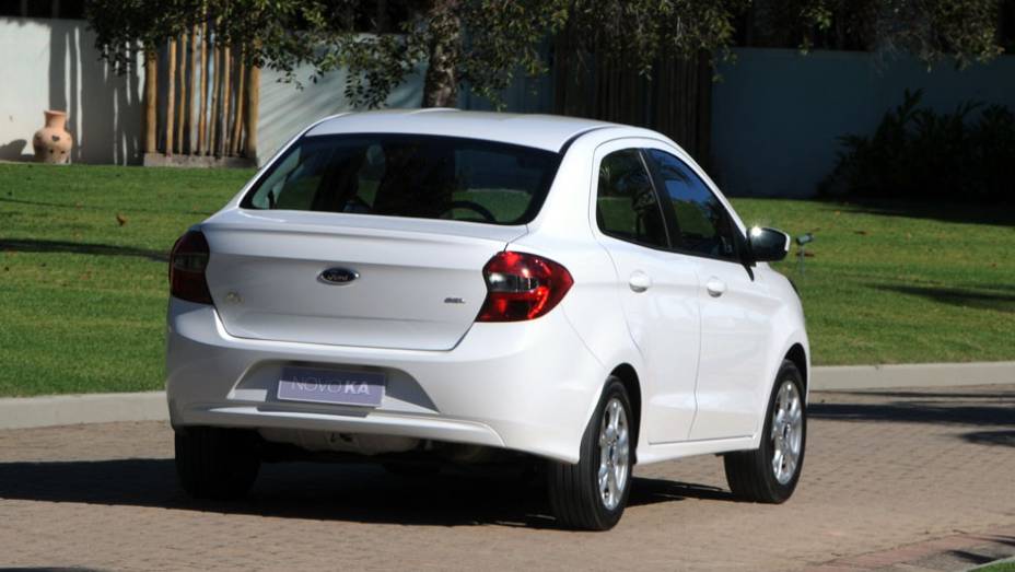 Ford Ka+ ganha motor 1.0 em outubro | <a href="https://gutenberg.quatrorodas.abril.com.br/carros/lancamentos/ford-ka-794793.shtml" rel="migration">Leia mais</a>