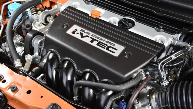 O motor 2.4 i-VTEC entrega 206 cv, mais do que os 192 cv do antigo Si sedã | <a href="https://gutenberg.quatrorodas.abril.com.br/carros/lancamentos/honda-civic-si-805295.shtml" rel="migration">Leia mais</a> O motor 2.4 i-VTEC entrega 206 cv, mais do que os 192 cv do antigo Si sedã | <a href="https://gutenberg.quatrorodas.abril.com.br/carros/lancamentos/honda-civic-si-805295.shtml" rel="migration">Leia mais</a>