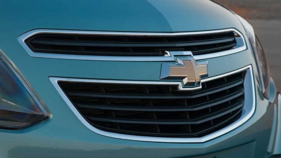 O visual da frente ficou bastante parecido com o do Onix | <a href="https://gutenberg.quatrorodas.abril.com.br/carros/lancamentos/chevrolet-agile-2014-756376.shtml" rel="migration">Leia mais</a>