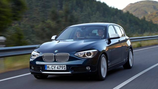 Segunda geração do hatchback cresce, ganha novos motores e fica mais requintada Segunda geração do hatchback cresce, ganha novos motores e fica mais requintada
