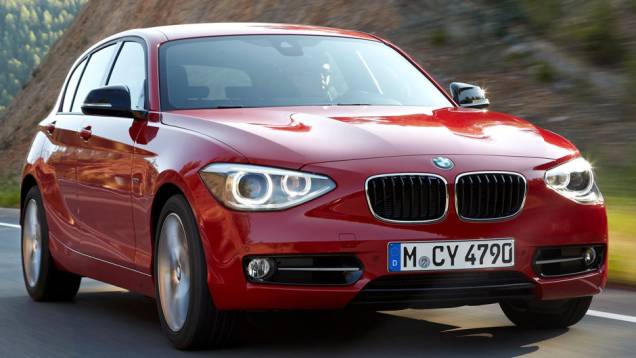 Segunda geração do hatchback cresce, ganha novos motores e fica mais requintada Segunda geração do hatchback cresce, ganha novos motores e fica mais requintada