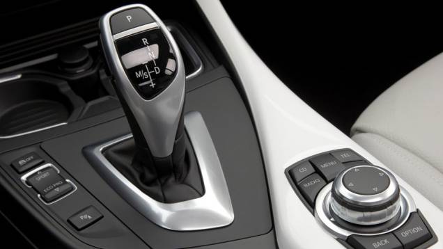 Segunda geração do hatchback cresce, ganha novos motores e fica mais requintada Segunda geração do hatchback cresce, ganha novos motores e fica mais requintada