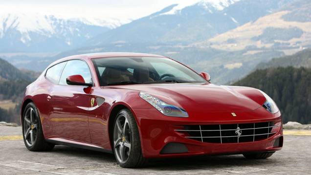 Cupê, perua ou crossover? A nova criação de Maranello está pronta para dividir opiniões Cupê, perua ou crossover? A nova criação de Maranello está pronta para dividir opiniões
