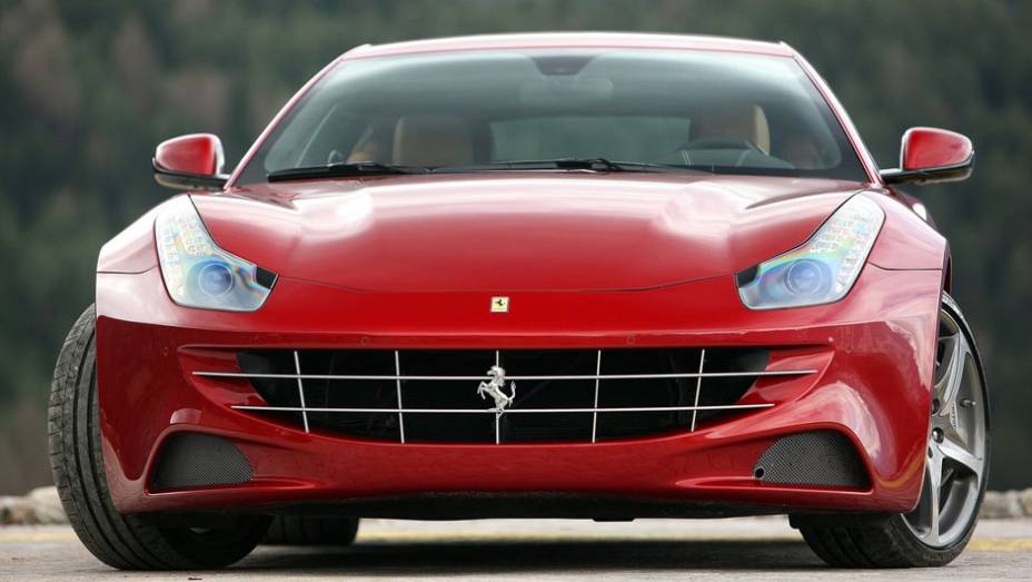 Cupê, perua ou crossover? A nova criação de Maranello está pronta para dividir opiniões