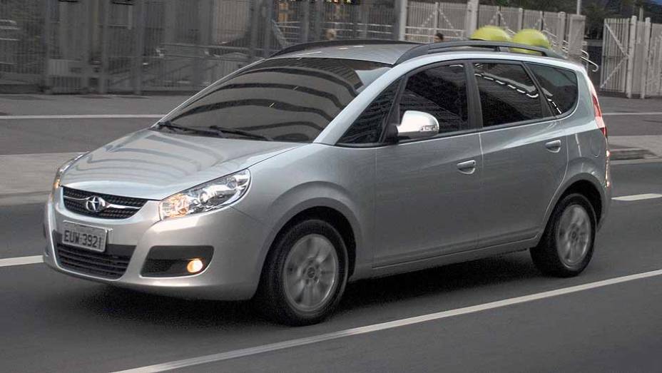 Minivan é o terceiro modelo da marca a desembarcar no Brasil. <a href="https://gutenberg.quatrorodas.abril.com.br/carros/lancamentos/jac-j6-635765.shtml" rel="migration">Leia mais</a>
