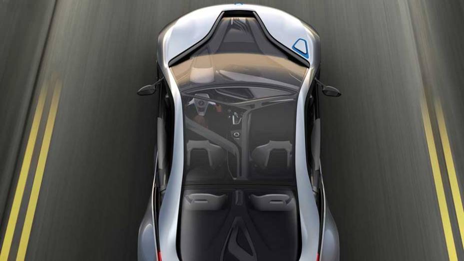 Esportivo de linhas futuristas, ele inaugura a divisão "i" de carros elétricos da BMW. <a href="https://gutenberg.quatrorodas.abril.com.br/noticias/sustentabilidade-bmw-revela-detalhes-divisao-eletrica-i-natali-chiconi-297169_p.shtml" rel="migration"></a>