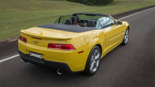 O bloco conta com comado de válvulas continuamente variável e sistema de desligamento dos cilindros AFM (Active Fuel Management) | <a href="https://gutenberg.quatrorodas.abril.com.br/noticias/fabricantes/chevrolet-traz-camaro-conversivel-ao-brasil-785537.shtml" rel="migration">Leia</a> O bloco conta com comado de válvulas continuamente variável e sistema de desligamento dos cilindros AFM (Active Fuel Management) | <a href="https://gutenberg.quatrorodas.abril.com.br/noticias/fabricantes/chevrolet-traz-camaro-conversivel-ao-brasil-785537.shtml" rel="migration">Leia</a>