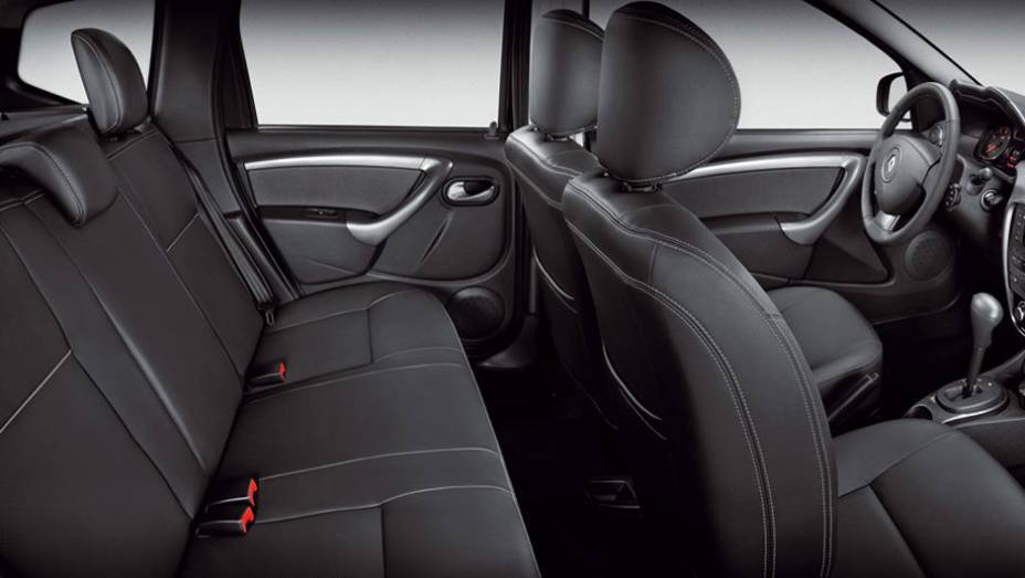 Espa&ccedil;o interno &eacute; amplo | <a href="https://gutenberg.quatrorodas.abril.com.br/carros/lancamentos/renault-duster-642260.shtml" rel="migration">Leia mais</a>
