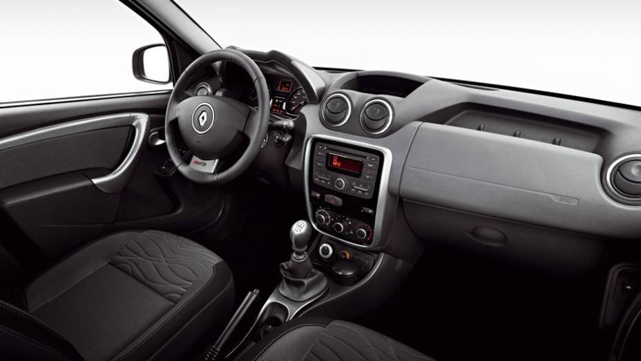 C&acirc;mbio manual pode ser de cinco ou seis marchas, dependendo do motor | <a href="https://gutenberg.quatrorodas.abril.com.br/carros/lancamentos/renault-duster-642260.shtml" rel="migration">Leia mais</a>