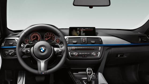 <a href="https://gutenberg.quatrorodas.abril.com.br/carros/lancamentos/bmw-serie-3-643331.shtml" rel="migration">Leia Mais</a> <a href="https://gutenberg.quatrorodas.abril.com.br/carros/lancamentos/bmw-serie-3-643331.shtml" rel="migration">Leia Mais</a>