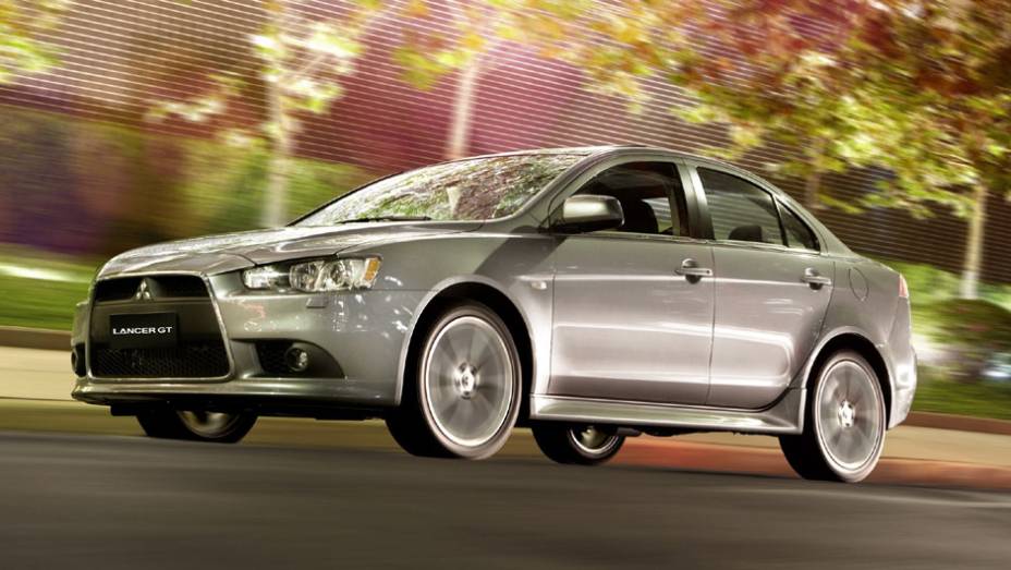 Sed&atilde; chega com pre&ccedil;o inicial de R$ 67.990 | <a href="https://gutenberg.quatrorodas.abril.com.br/carros/lancamentos/mitsubishi-lancer-644557.shtml" rel="migration">Leia mais</a>