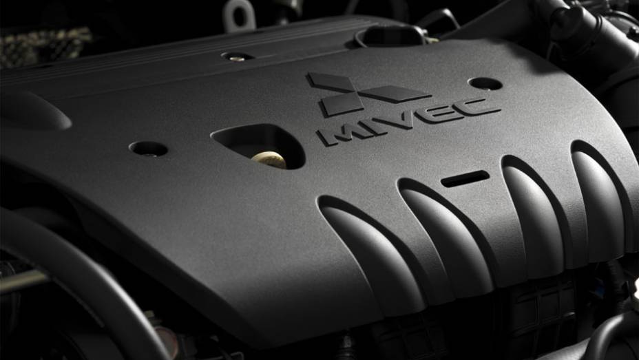 Motor 2.0 de 4 cilindros entrega 160 cv de potência | <a href="https://gutenberg.quatrorodas.abril.com.br/carros/lancamentos/mitsubishi-lancer-644557.shtml" rel="migration">Leia mais</a>