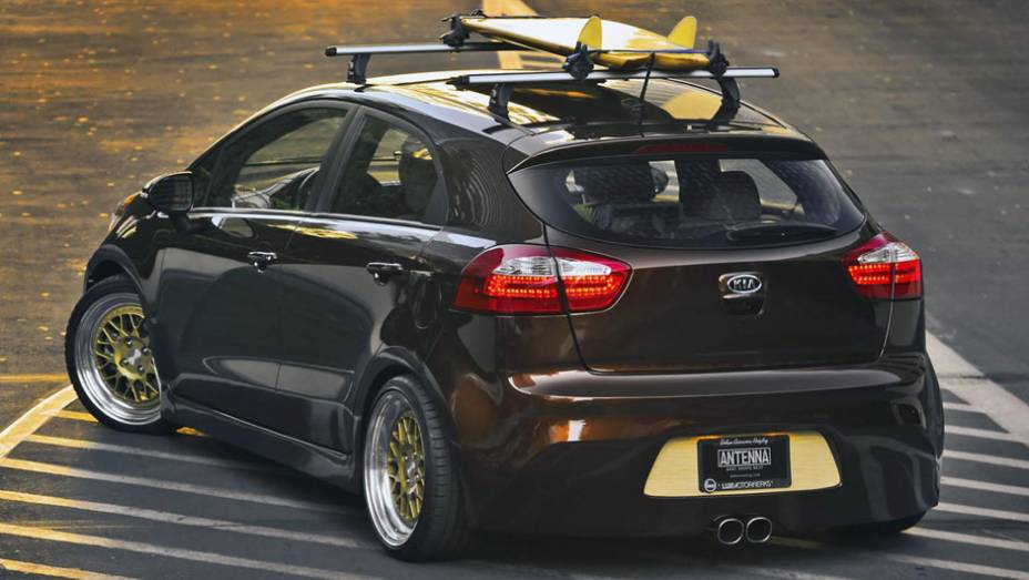 Kia Rio Retro Surf