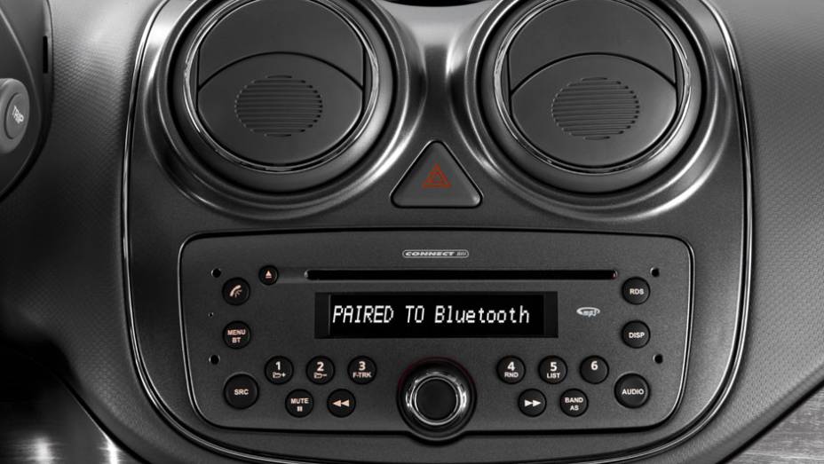 MP3 com Bluetooth também é opcional. <a href="https://gutenberg.quatrorodas.abril.com.br/carros/lancamentos/novo-fiat-palio-645462.shtml" rel="migration">Leia mais</a>