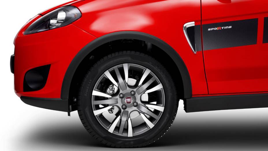 Rodas da versão Sporting são de 16 polegadas. <a href="https://gutenberg.quatrorodas.abril.com.br/carros/lancamentos/novo-fiat-palio-645462.shtml" rel="migration">Leia mais</a>