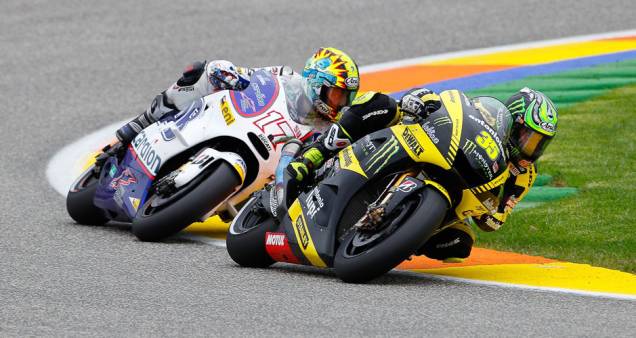 Cal Crutchlow (33) e Karel Abraham,35calcrutchlow (17) Cal Crutchlow (33) e Karel Abraham,35calcrutchlow (17)