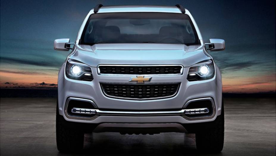Produto global teve suas linhas desenhadas pela GM do Brasil | <a href="https://gutenberg.quatrorodas.abril.com.br/noticias/gm-mostra-previa-nova-blazer-307053_p.shtml" rel="migration">Leia mais</a>