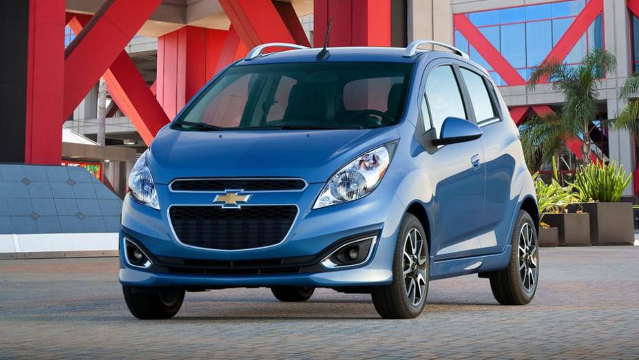 Carrinho fez sua estreia mundial em Los Angeles | <a href="https://gutenberg.quatrorodas.abril.com.br/reportagens/salao/chevrolet-spark-646704.shtml" rel="migration">Leia mais</a>