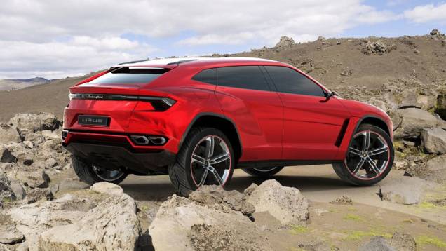 Motor gera potência de até 600 cavalos | <a href="https://gutenberg.quatrorodas.abril.com.br/saloes/pequim/2012/lamborghini-urus-682649.shtml" rel="migration">Leia mais</a> Motor gera potência de até 600 cavalos | <a href="https://gutenberg.quatrorodas.abril.com.br/saloes/pequim/2012/lamborghini-urus-682649.shtml" rel="migration">Leia mais</a>