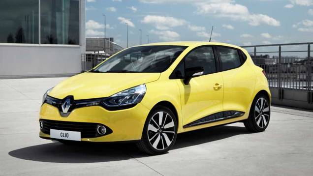 Outros itens são vidros elétricos, rodas de aro 15" e assentos traseiros rebatíveis na proporção 60/40. | <a href="%20https://gutenberg.quatrorodas.abril.com.br/saloes/paris/2012/renault-clio-702424.shtml" rel="migration">Leia mais</a> Outros itens são vidros elétricos, rodas de aro 15" e assentos traseiros rebatíveis na proporção 60/40. | <a href="%20https://gutenberg.quatrorodas.abril.com.br/saloes/paris/2012/renault-clio-702424.shtml" rel="migration">Leia mais</a>