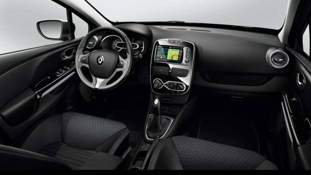 O carro, no entanto, pode ser visto antes pelo público | <a href="https://gutenberg.quatrorodas.abril.com.br/saloes/paris/2012/renault-clio-702424.shtml" rel="migration">Leia mais</a> O carro, no entanto, pode ser visto antes pelo público | <a href="https://gutenberg.quatrorodas.abril.com.br/saloes/paris/2012/renault-clio-702424.shtml" rel="migration">Leia mais</a>