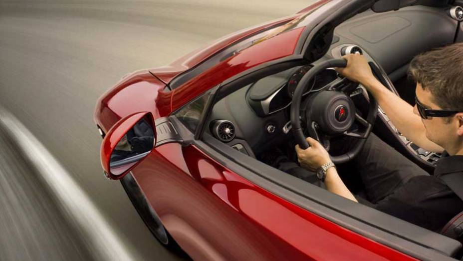 | <a href="https://gutenberg.quatrorodas.abril.com.br/saloes/paris/2012/mclaren-mp4-12c-spider-703295.shtml" rel="migration">Leia mais</a>