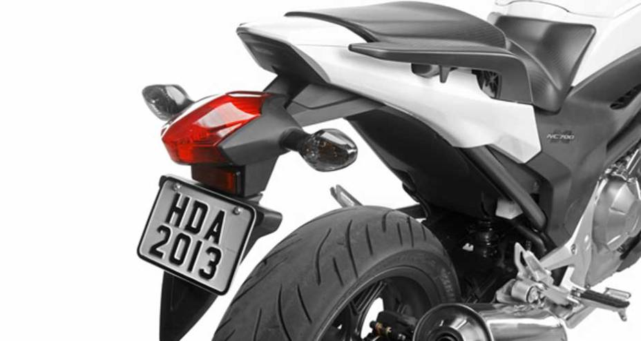 A NC 700X é uma das grandes novidades da linha 2013 | <a href="https://gutenberg.quatrorodas.abril.com.br/moto/noticias/honda-nc-700x-made-in-manaus-691787.shtml" rel="migration">Leia mais</a>