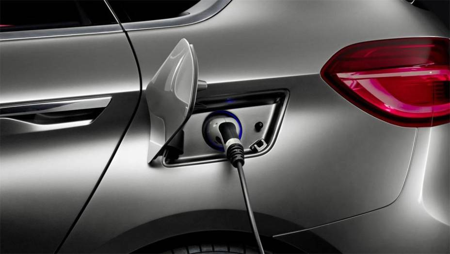 BMW Concept Active Tourer | <a href="https://gutenberg.quatrorodas.abril.com.br/saloes/paris/2012/bmw-concept-active-tourer-702454.shtml" rel="migration">Leia mais</a>