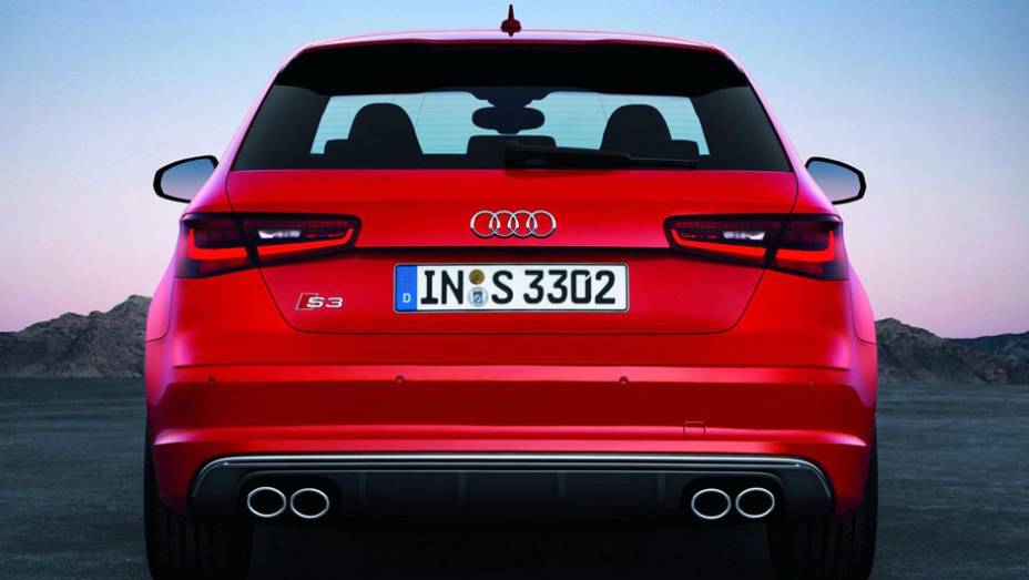 Novo Audi S3 | <a href="https://gutenberg.quatrorodas.abril.com.br/saloes/paris/2012/audi-s3-702744.shtml" rel="migration">Leia mais</a>