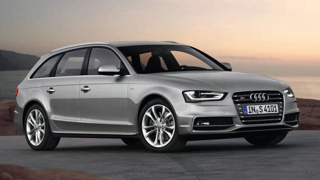 Este é o S4 Avant, uma perua | <a href="https://gutenberg.quatrorodas.abril.com.br/noticias/fabricantes/audi-traz-modelos-s4-ao-brasil-704081.shtml" rel="migration">Leia mais</a> Este é o S4 Avant, uma perua | <a href="https://gutenberg.quatrorodas.abril.com.br/noticias/fabricantes/audi-traz-modelos-s4-ao-brasil-704081.shtml" rel="migration">Leia mais</a>