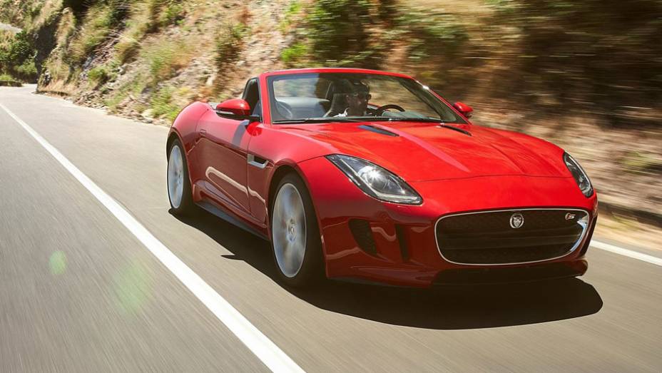 Jaguar F-Type | <a href="https://gutenberg.quatrorodas.abril.com.br/salao-do-automovel/2012/carros/f-type-704041.shtml" rel="migration">Leia mais</a>