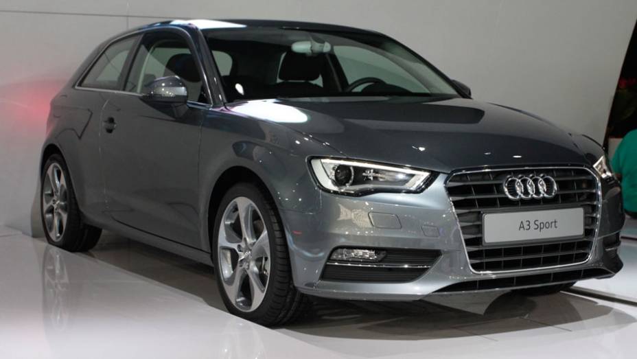 A3 Sport utiliza materiais de alumínio em sua carroceria <a href="https://gutenberg.quatrorodas.abril.com.br/salao-do-automovel/2012/carros/a3-sport-709767.shtml" rel="migration">Leia mais</a>