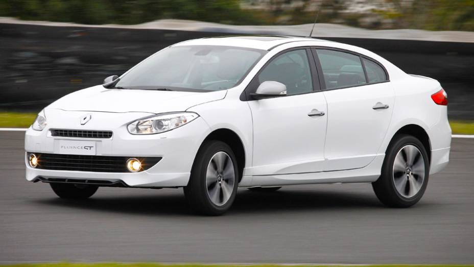 O Fluence GT é criado pela Renault Sport, responsável pela preparação dos modelos esportivos da marca | <a href="https://gutenberg.quatrorodas.abril.com.br/carros/lancamentos/renault-fluence-gt-721405.shtml" rel="migration">Leia mais</a>