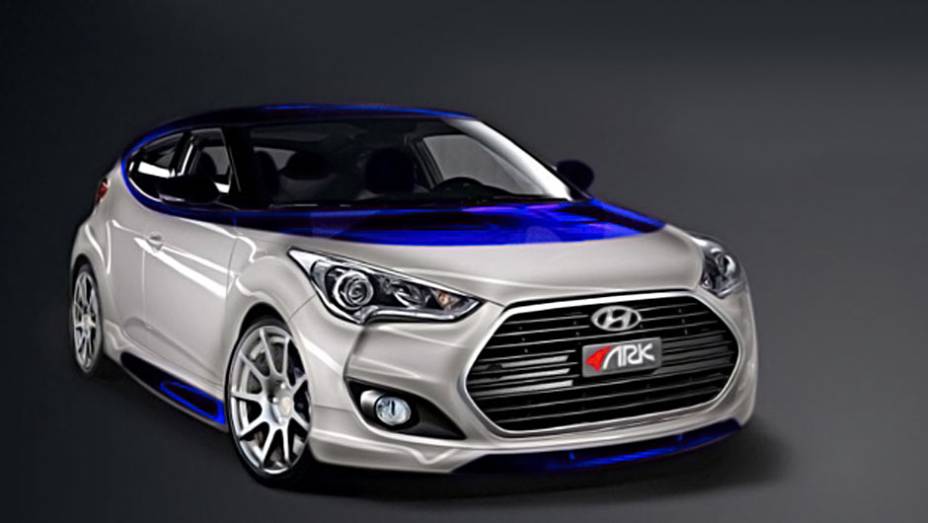 A preparadora Ark Performance também revelou a sua interpretação do Veloster. Com 232 cv (31 cv a mais em relação ao modelo original), o modelo recebeu novos freios, suspensão e barras estruturais