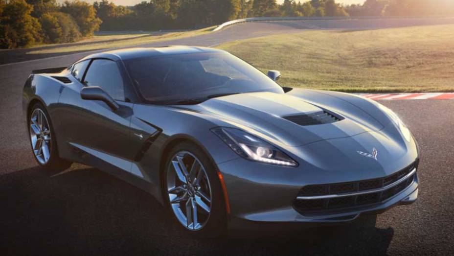 A sétima geração foi completamente renovada, e traz um estilo que promete dividir opiniões | <a href="https://gutenberg.quatrorodas.abril.com.br/saloes/detroit/2013/chevrolet-corvette-stingray-730871.shtml" rel="migration">Leia mais</a>