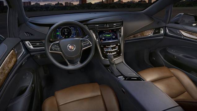 A expectativa inicial é de que o ELR chegue às concessionárias no quarto trimestre de 2013 | <a href="%20https://gutenberg.quatrorodas.abril.com.br/saloes/detroit/2013/cadillac-elr-730982.shtml" rel="migration">Leia mais</a> A expectativa inicial é de que o ELR chegue às concessionárias no quarto trimestre de 2013 | <a href="%20https://gutenberg.quatrorodas.abril.com.br/saloes/detroit/2013/cadillac-elr-730982.shtml" rel="migration">Leia mais</a>