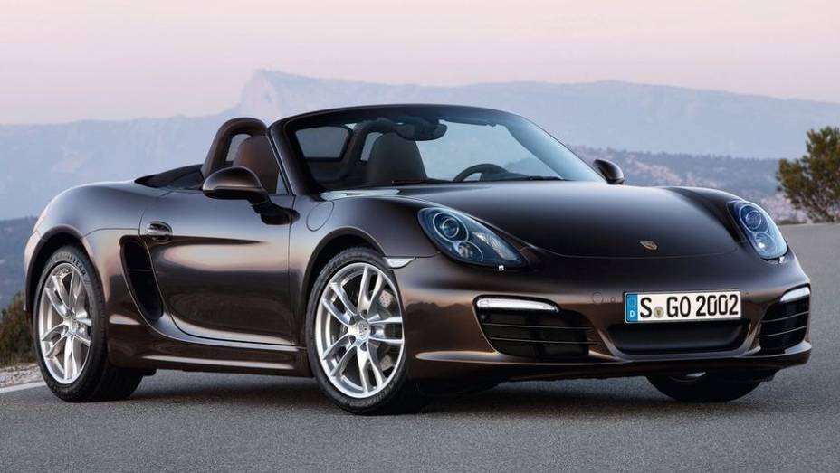 CARRO DO ANO - Porsche Boxster / Cayman | <a href="https://gutenberg.quatrorodas.abril.com.br/noticias/mercado/finalistas-premio-carro-mundial-2013-sao-revelados-732525.shtml" rel="migration">Leia mais</a>