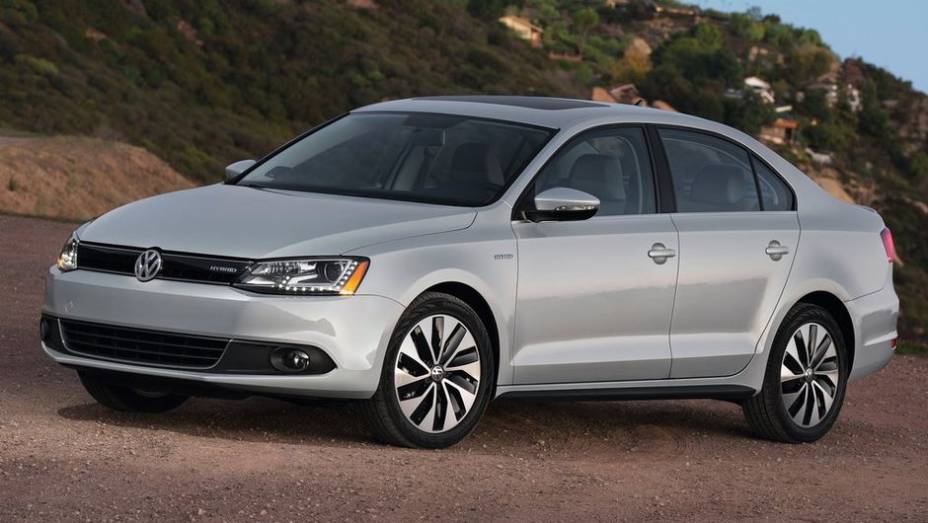 CARRO "VERDE" - Volkswagen Jetta Hybrid | <a href="https://gutenberg.quatrorodas.abril.com.br/noticias/mercado/finalistas-premio-carro-mundial-2013-sao-revelados-732525.shtml" rel="migration">Leia mais</a>